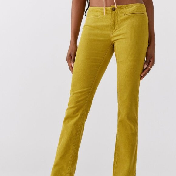 🦋 NWT🌸 Urban Outfitters BDG Women Green Corduroy Flare Leg Slim Jeans Pants 24 - Picture 3 of 4